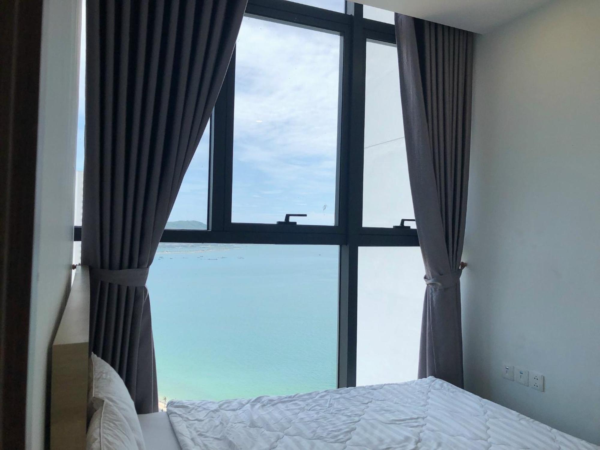 Scenia Bay Oceanfront By Housing Lägenhet Nha Trang Exteriör bild