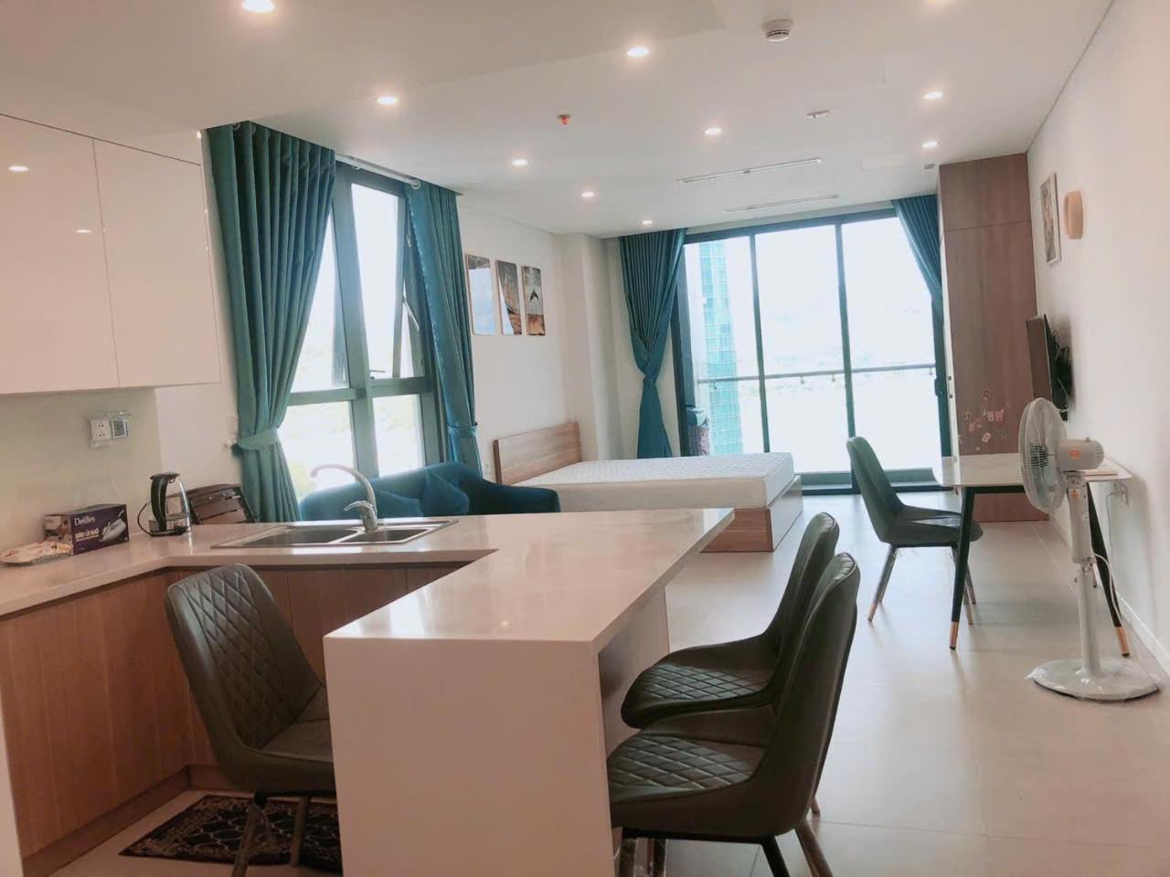 Scenia Bay Oceanfront By Housing Lägenhet Nha Trang Exteriör bild