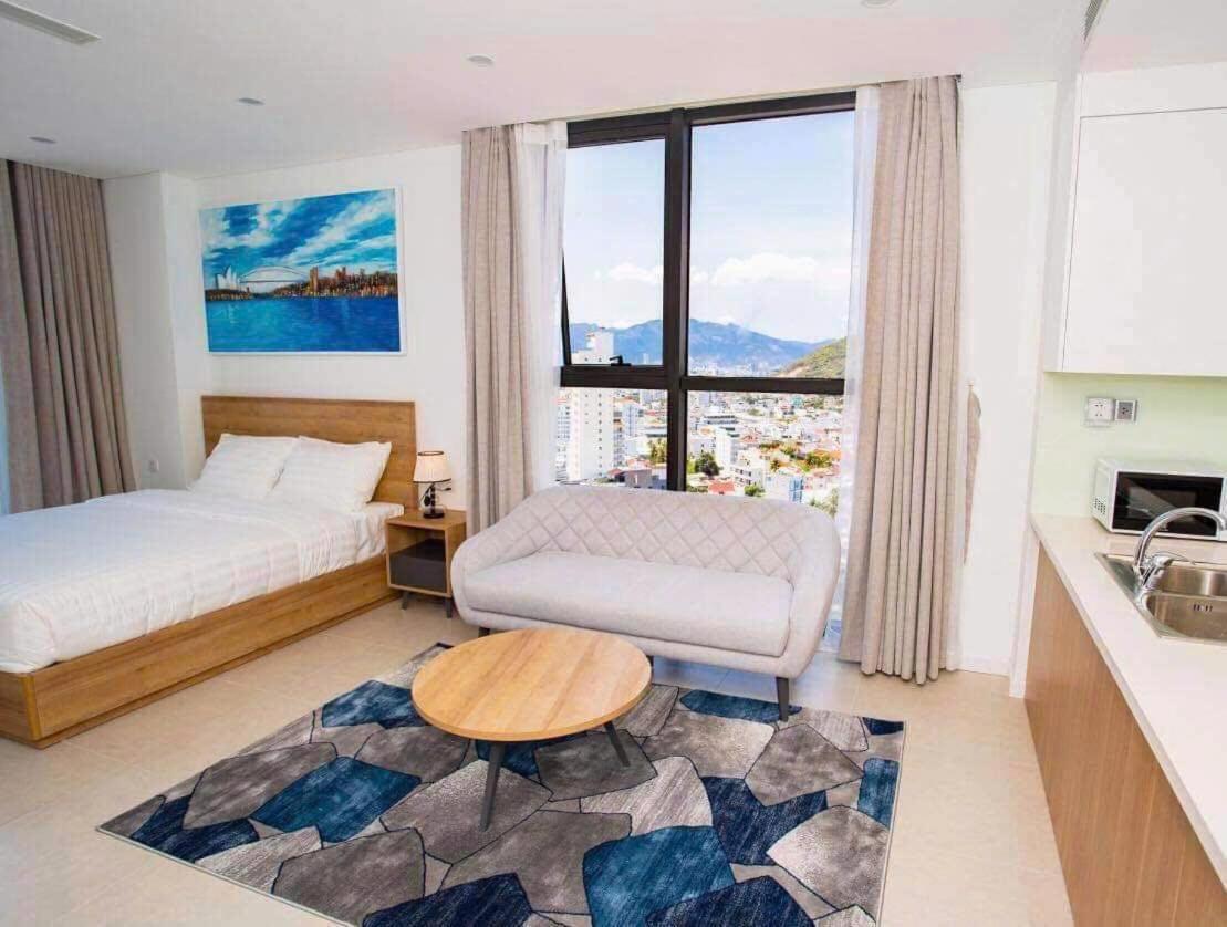 Scenia Bay Oceanfront By Housing Lägenhet Nha Trang Exteriör bild