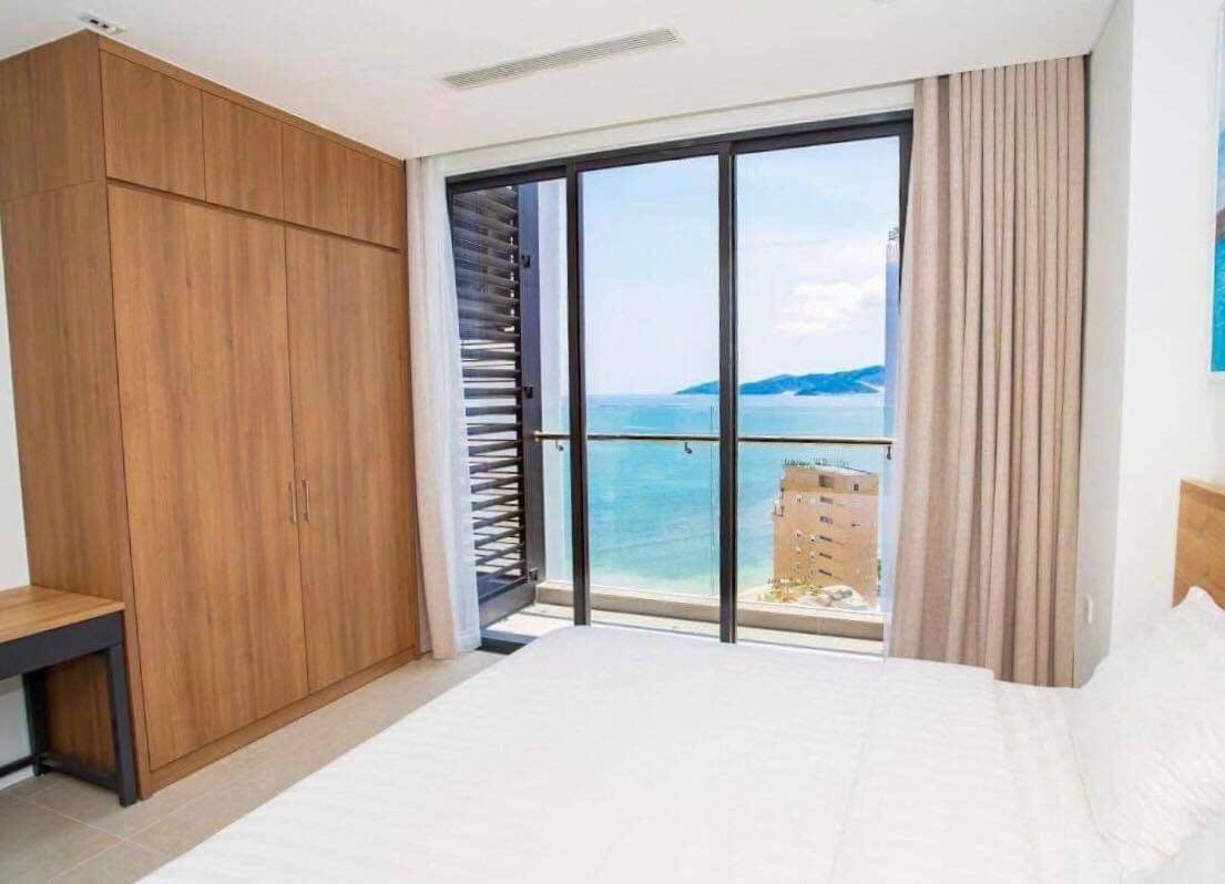 Scenia Bay Oceanfront By Housing Lägenhet Nha Trang Exteriör bild